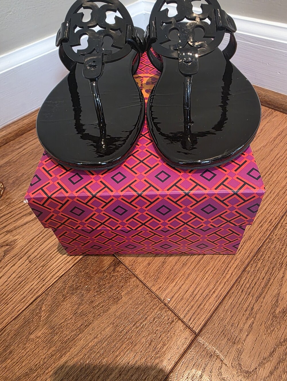 Tory Burch Miller Black Patent Leather Sandal Size 10.5 - Picture 11 of 13